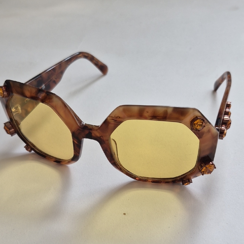 Swarovski SK375 Women’s Sunglasses Brown Frame Yellow Lenses 52-23-140
